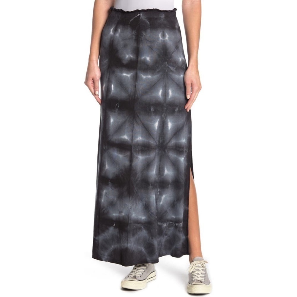 GO Couture Side Slit Ruffled Maxi Skirt Size X-Large